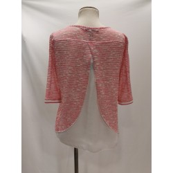 Jersey rosa con abertura en la espalda